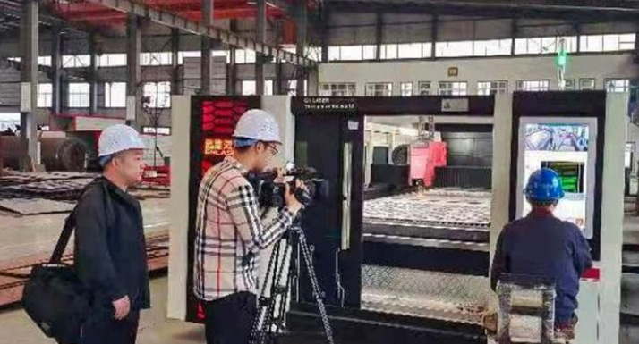 海倫市融媒體中心關注利民萬佳鍋爐，助力企業(yè)快速發(fā)展